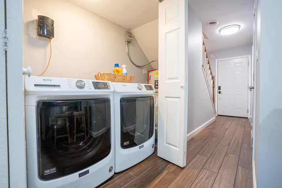 Furnished Finder property 1028114_1 photo 16