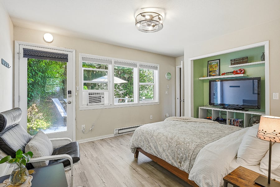 Furnished Finder property 1028115_1 photo 11