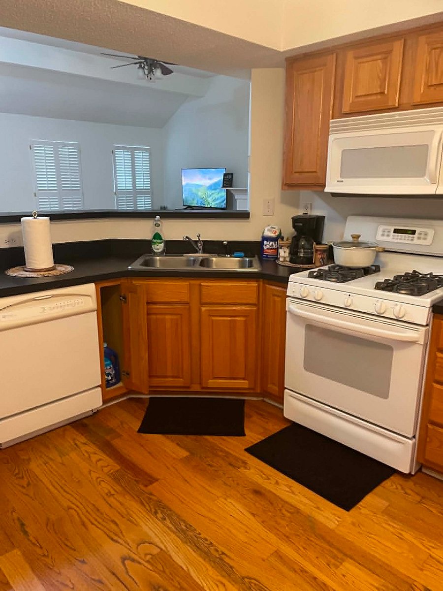 Furnished Finder property 1028120_1 photo 13