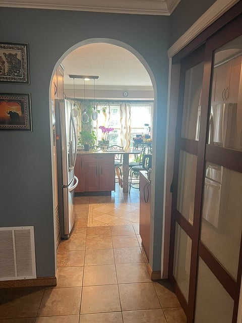 Furnished Finder property 1028126_1 photo 4
