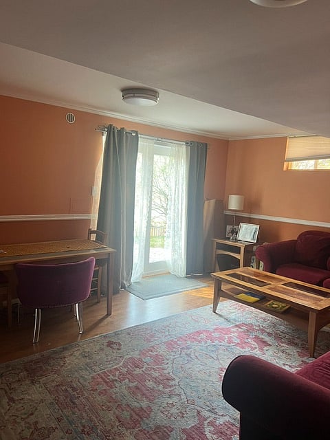 Furnished Finder property 1028126_1 photo 16