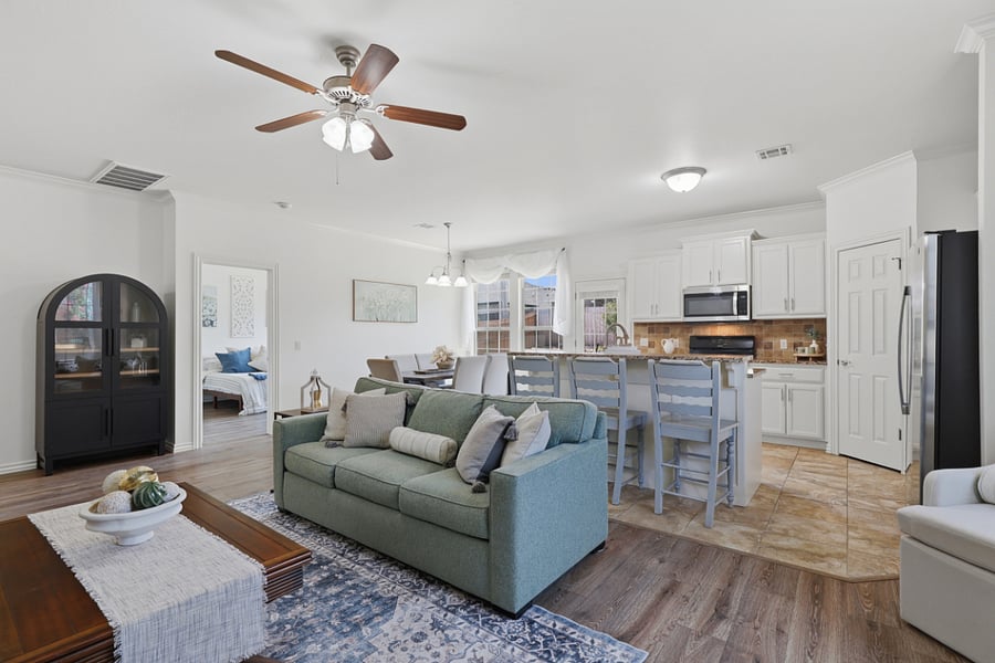 Furnished Finder property 1028128_1 photo 3