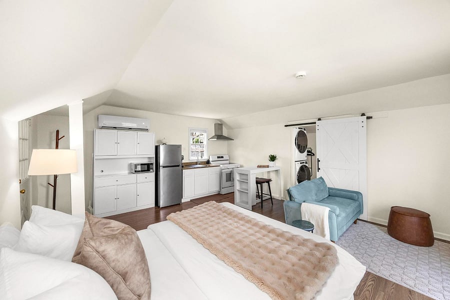 Enjoy a practical studio layout with your bed just steps from the kitchen and living area!