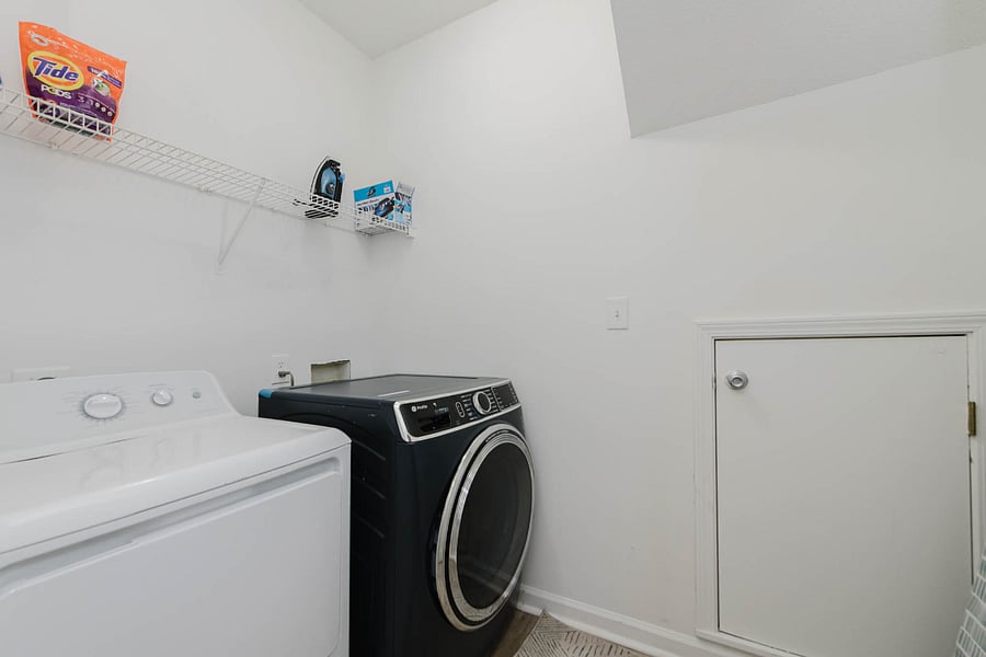 Furnished Finder property 1028130_1 photo 8
