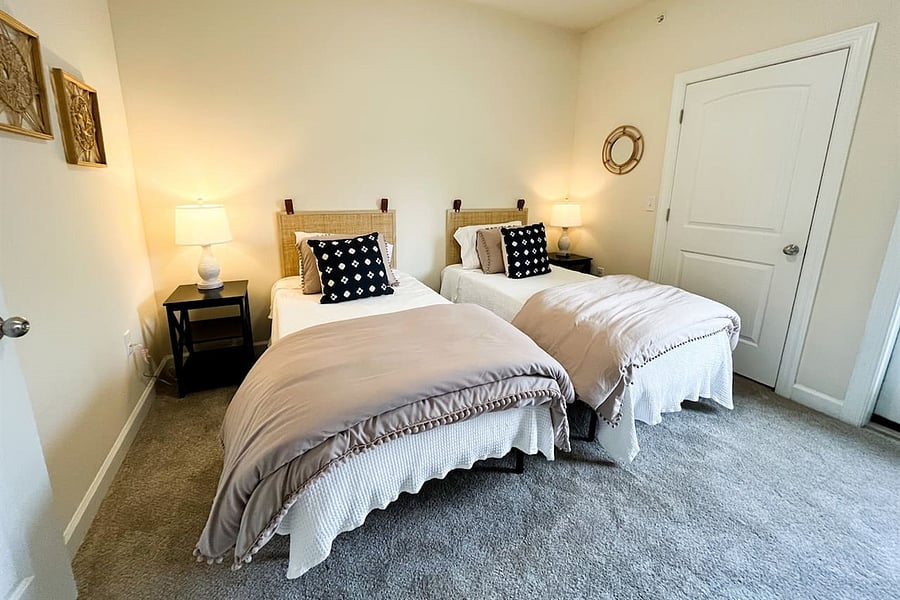 Furnished Finder property 1028131_1 photo 4
