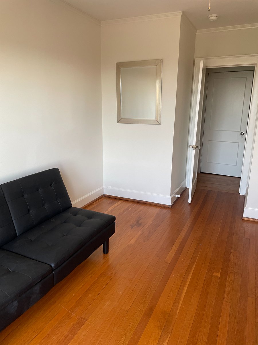 Middle Bedroom 2