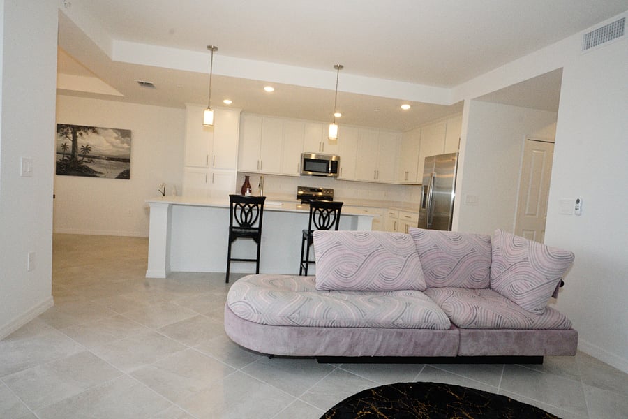 Furnished Finder property 1028149_1 photo 2