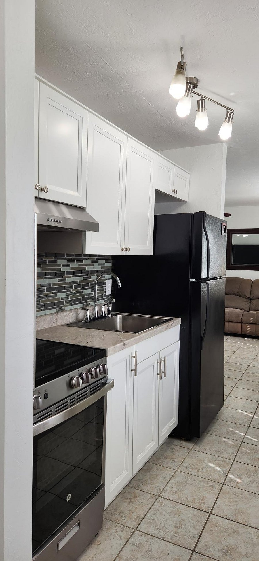 Furnished Finder property 1028151_1 photo 5
