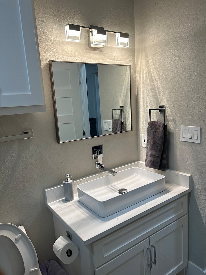 Furnished Finder property 1028159_1 photo 21