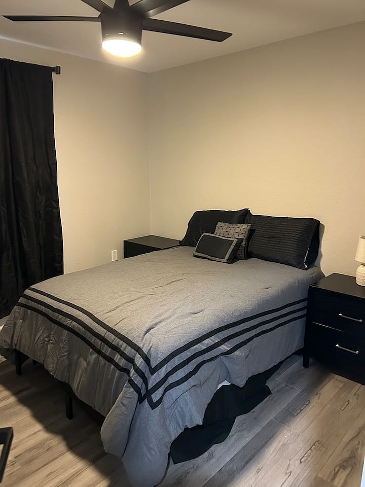 Furnished Finder property 1028159_1 photo 25