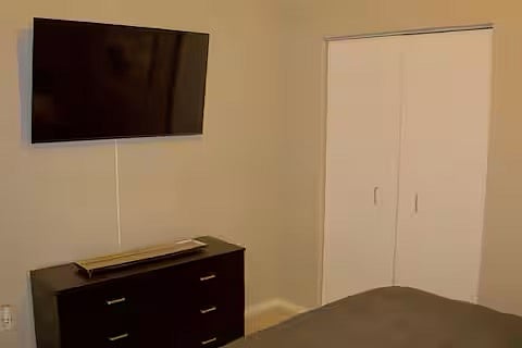 Furnished Finder property 1028162_1 photo 10