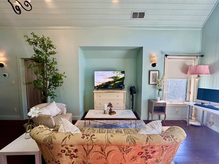 Furnished Finder property 1028169_1 photo 5