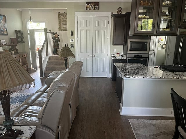 Furnished Finder property 1028170_1 photo 7