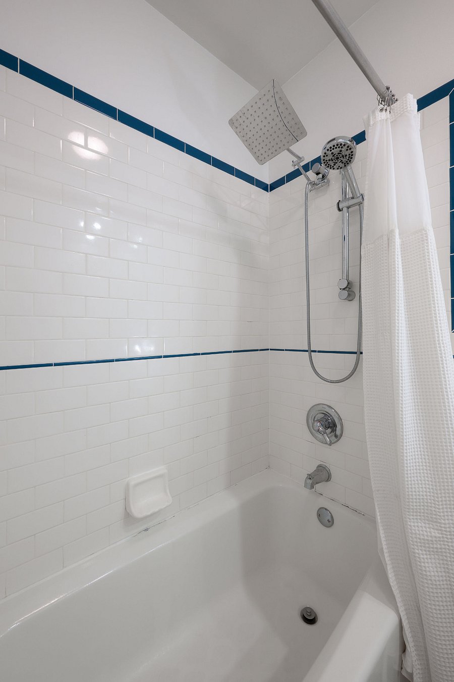 Furnished Finder property 1028178_1 photo 23