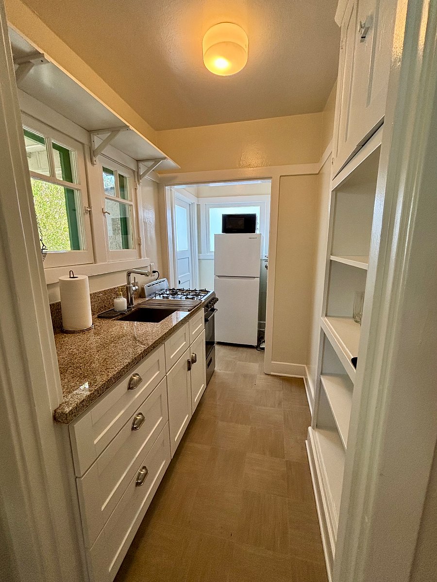 Furnished Finder property 1028191_1 photo 12