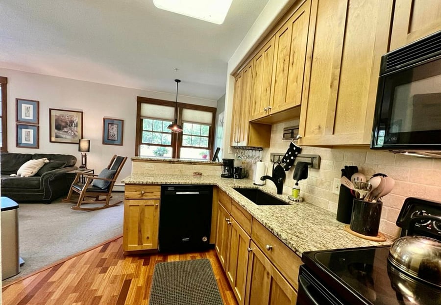 Furnished Finder property 1028203_1 photo 4