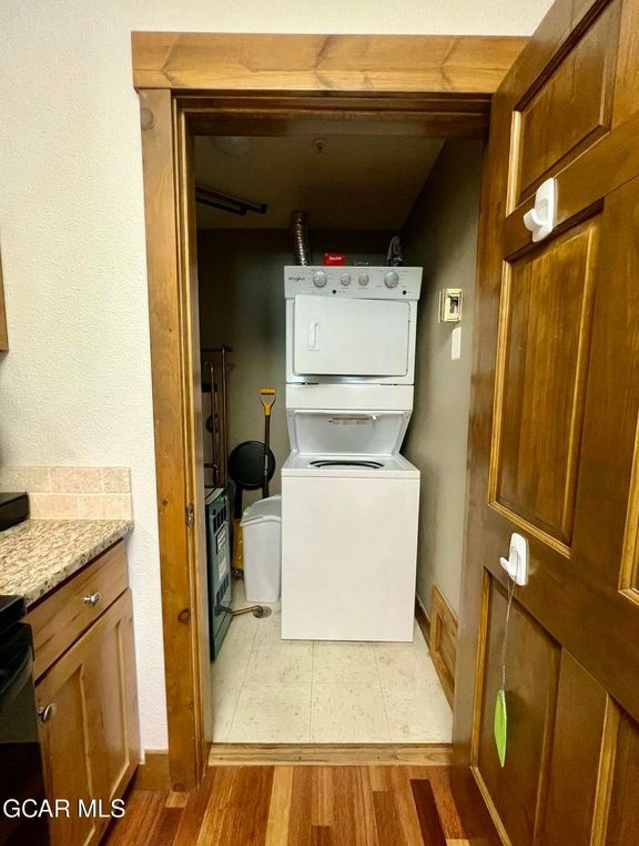Furnished Finder property 1028203_1 photo 6