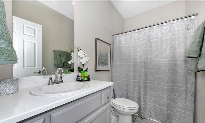 Furnished Finder property 1028231_1 photo 4
