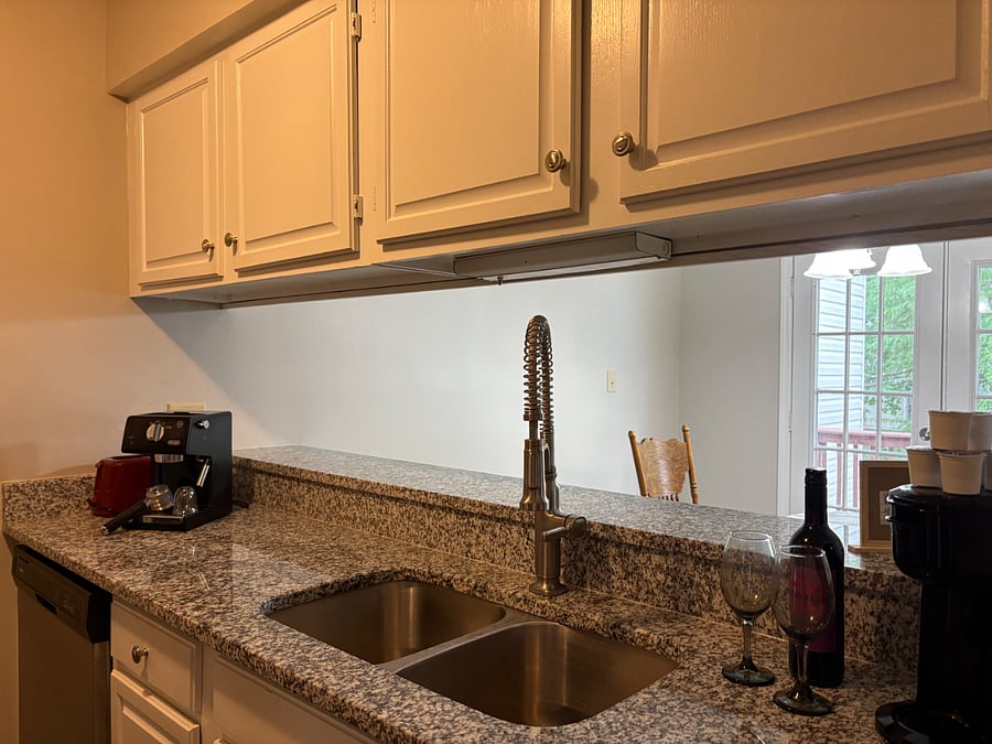 Furnished Finder property 1028235_1 photo 2
