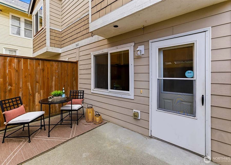 Furnished Finder property 1028241_1 photo 2