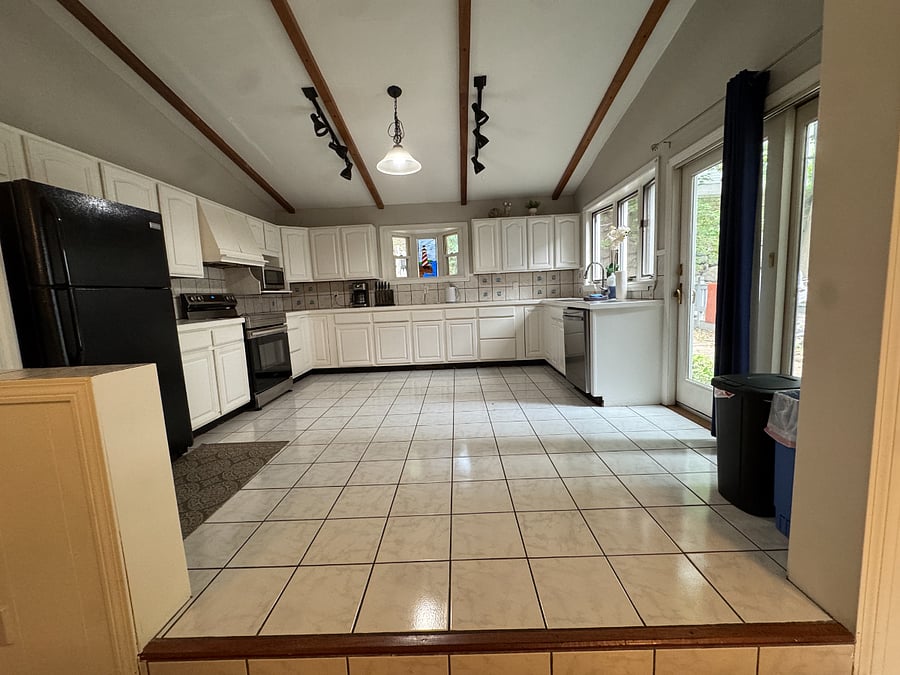 Furnished Finder property 1028247_1 photo 5