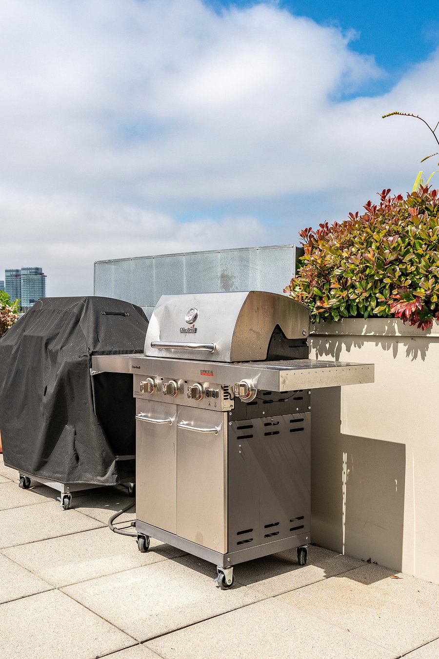 Rooftop grill (shared)