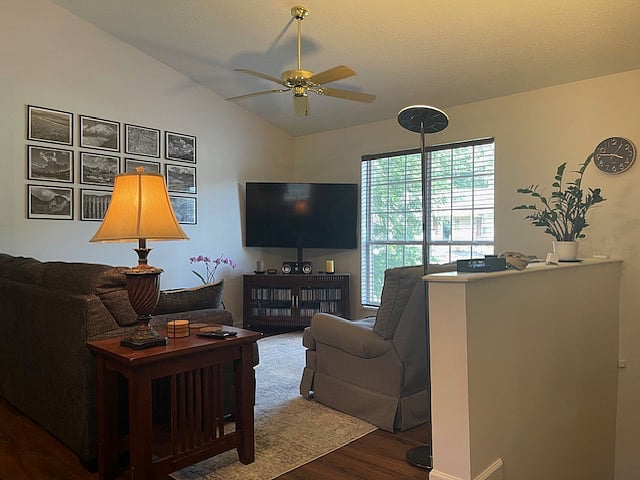 Furnished Finder property 1028280_1 photo 19