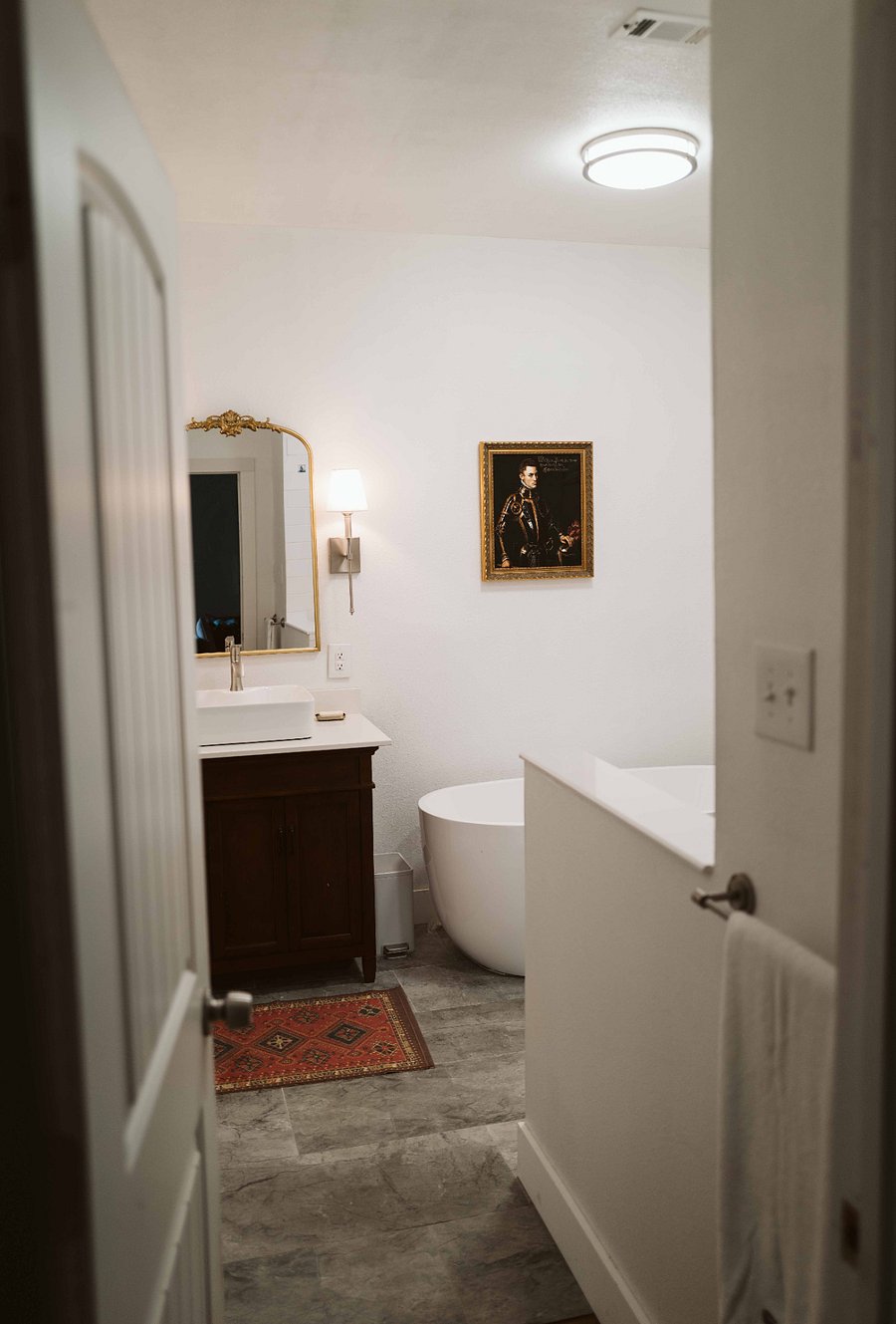 Furnished Finder property 1028307_1 photo 18