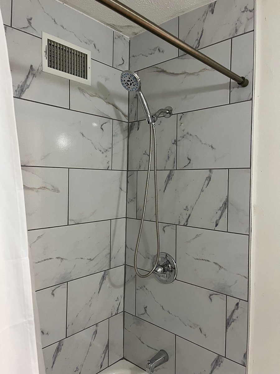 Furnished Finder property 1028318_1 photo 3