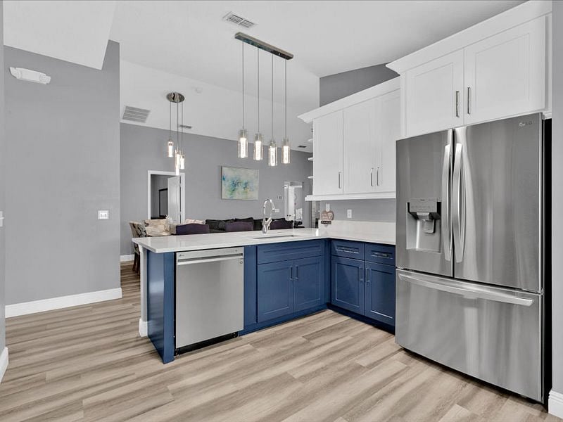 Furnished Finder property 1028327_1 photo 8