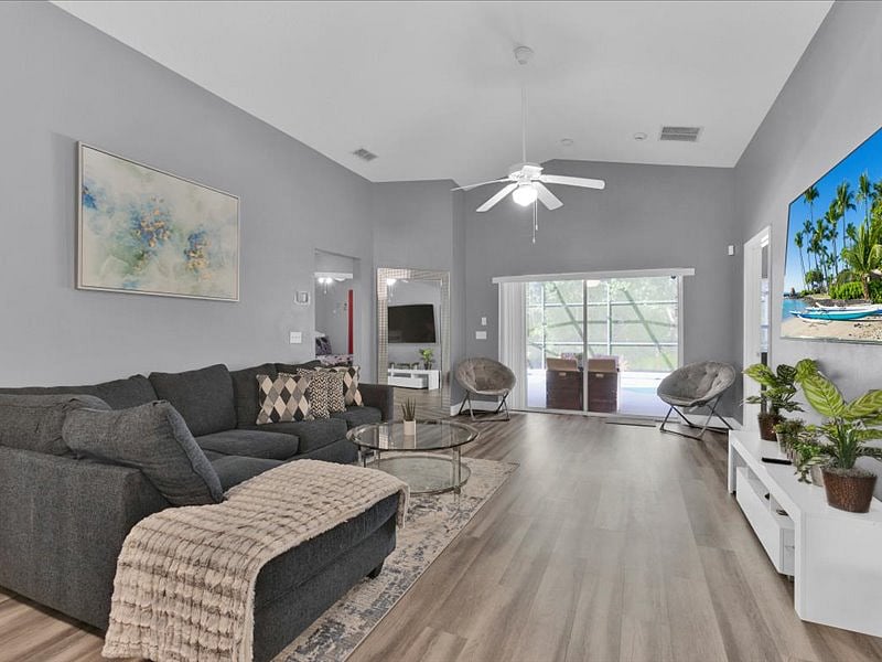 Furnished Finder property 1028327_1 photo 9