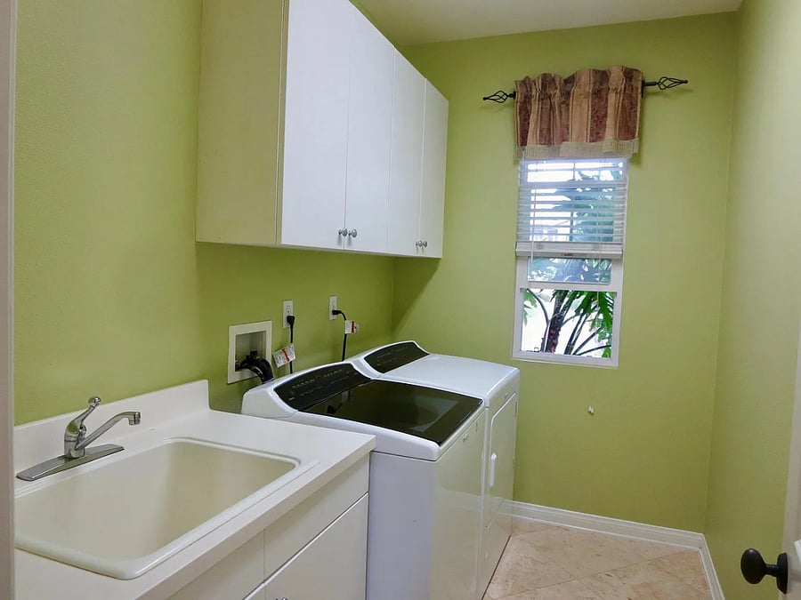 Furnished Finder property 1028332_1 photo 3