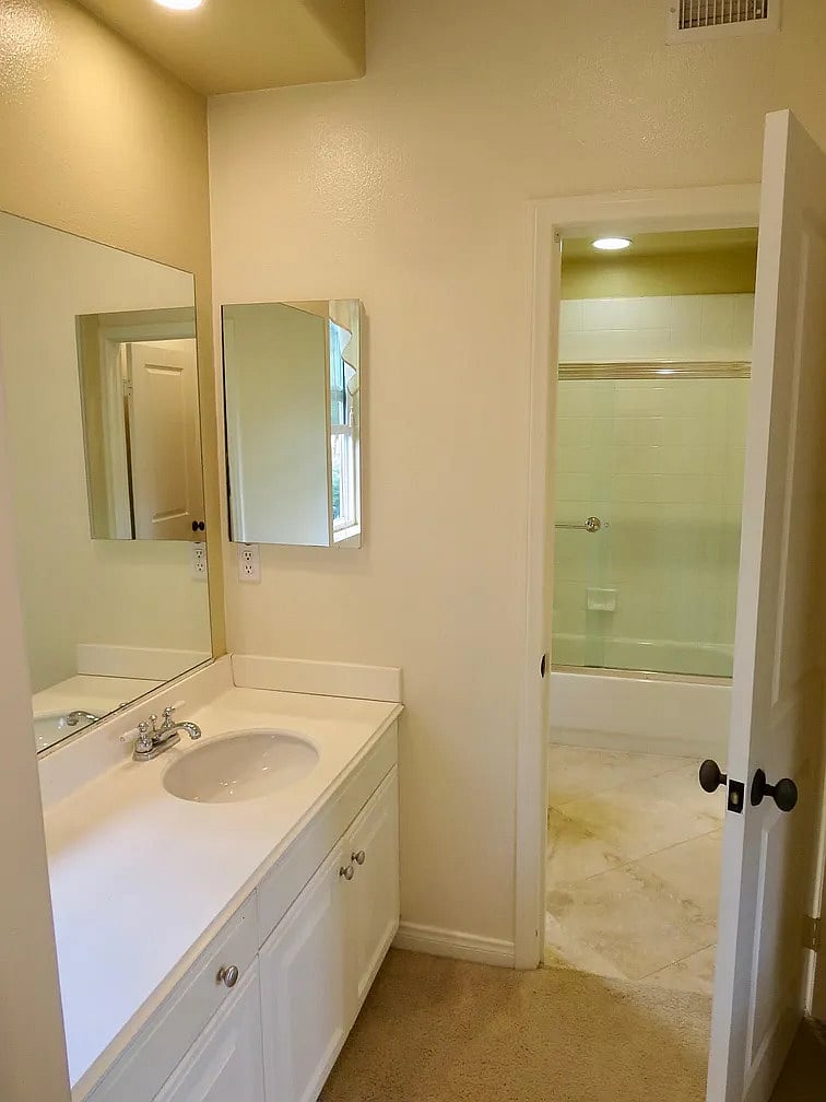 Furnished Finder property 1028332_1 photo 36