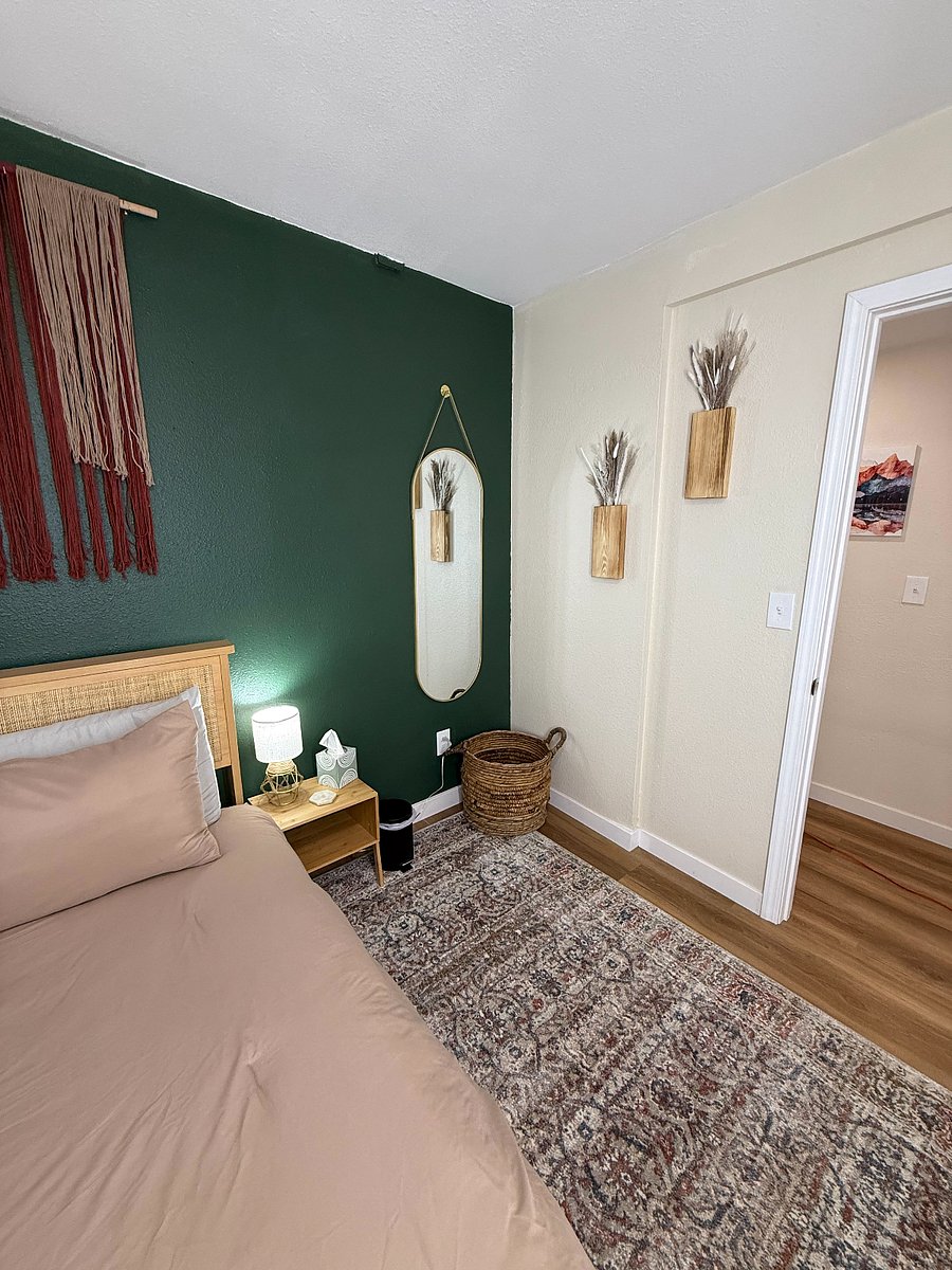 Furnished Finder property 1028337_1 photo 12