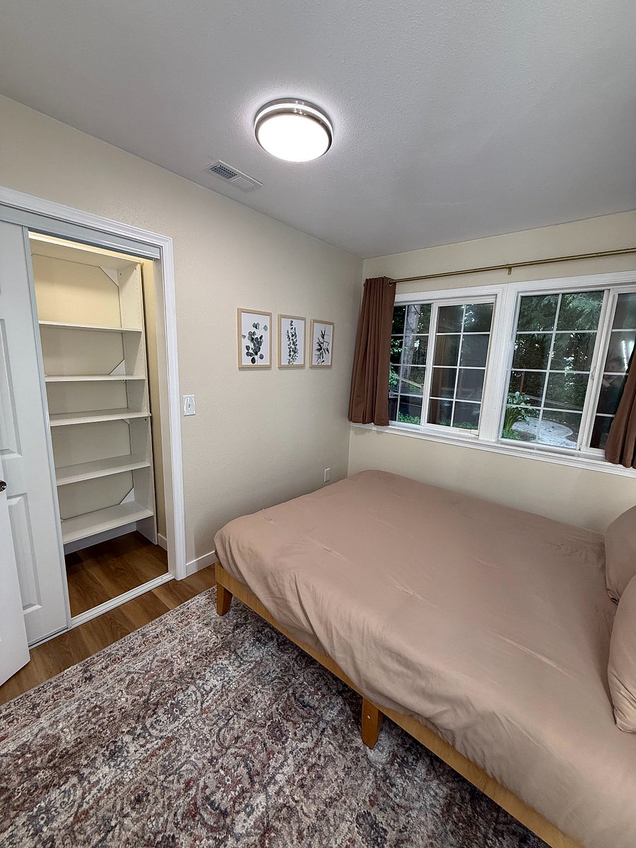 Furnished Finder property 1028337_1 photo 13
