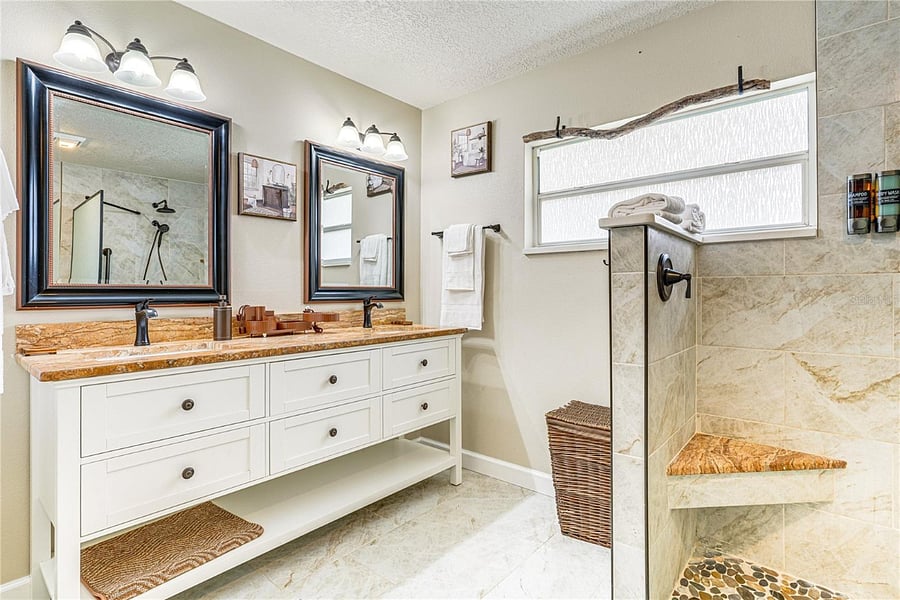 Furnished Finder property 1028359_1 photo 17