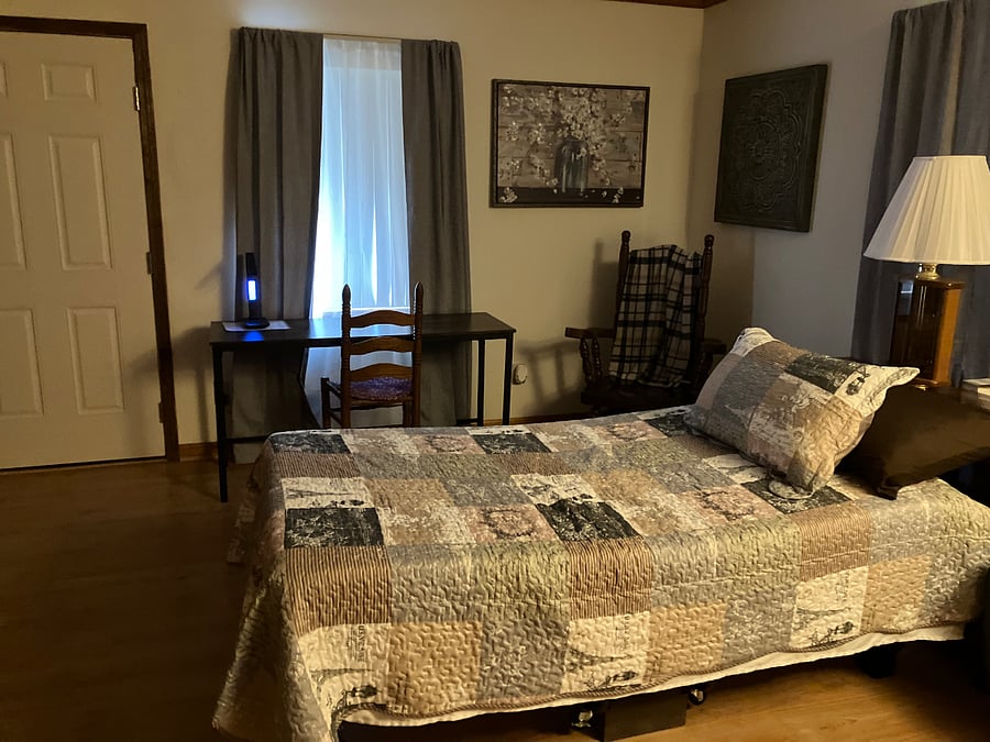Furnished Finder property 1028375_1 photo 2