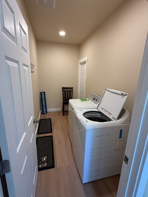 Furnished Finder property 1028395_1 photo 23