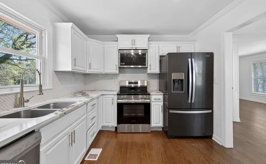 Furnished Finder property 1028406_1 photo 3