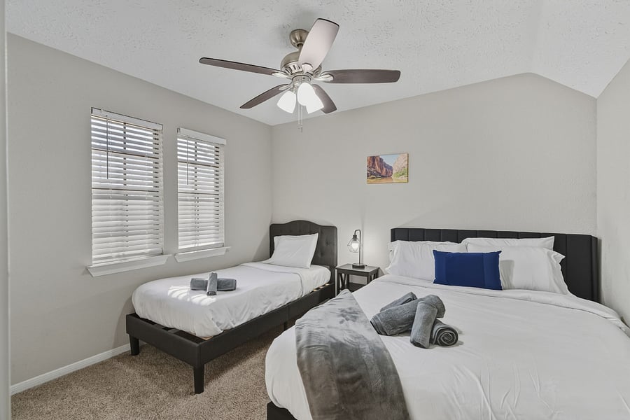 Furnished Finder property 1028418_1 photo 29