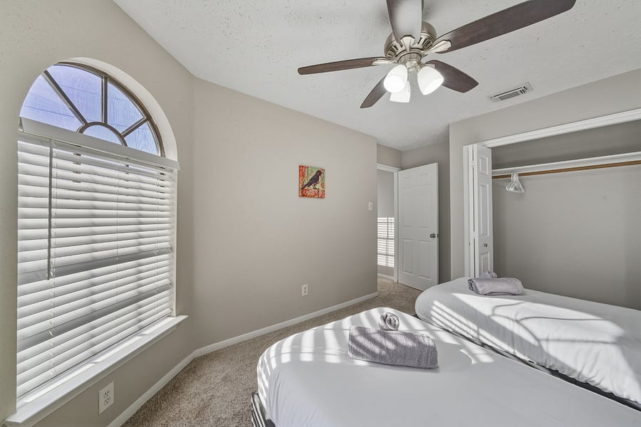 Furnished Finder property 1028418_1 photo 31
