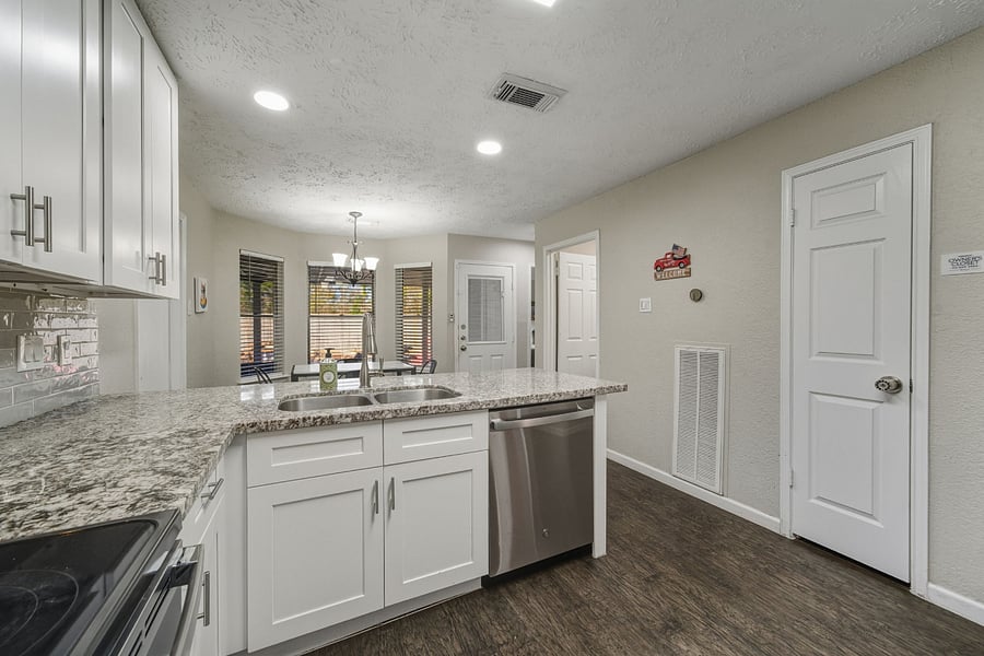 Furnished Finder property 1028418_1 photo 46