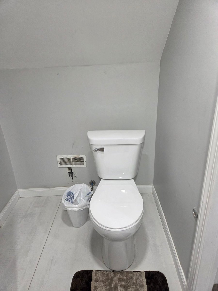 Furnished Finder property 1028426_1 photo 11
