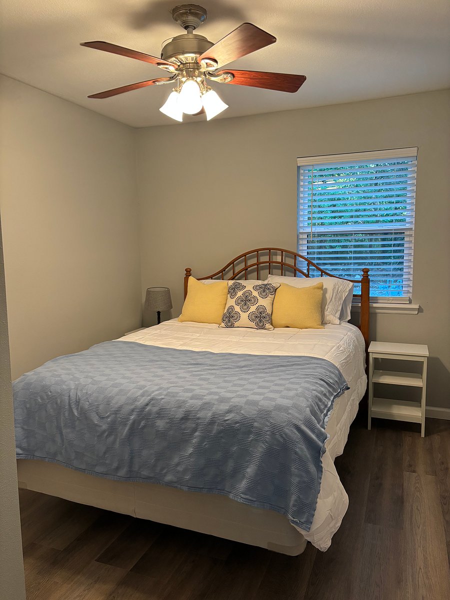 Furnished Finder property 1028448_1 photo 11