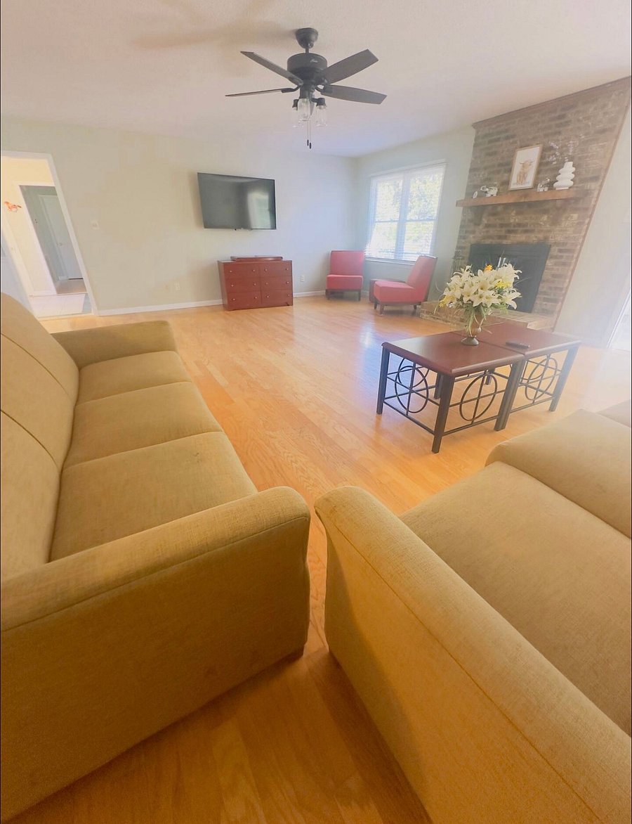 Furnished Finder property 1028459_1 photo 3
