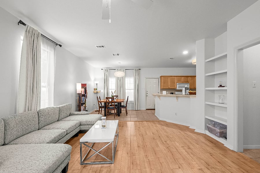 Furnished Finder property 1028461_1 photo 5