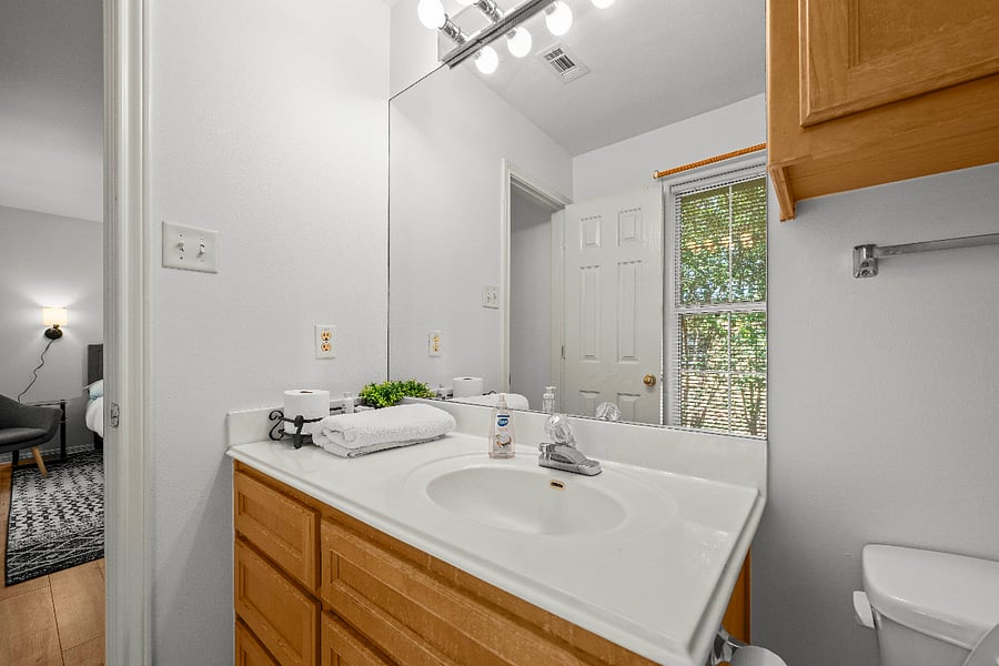 Furnished Finder property 1028461_1 photo 4