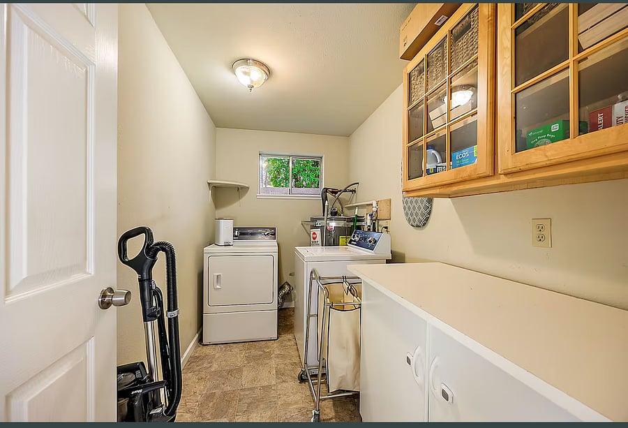 Furnished Finder property 1028466_1 photo 14