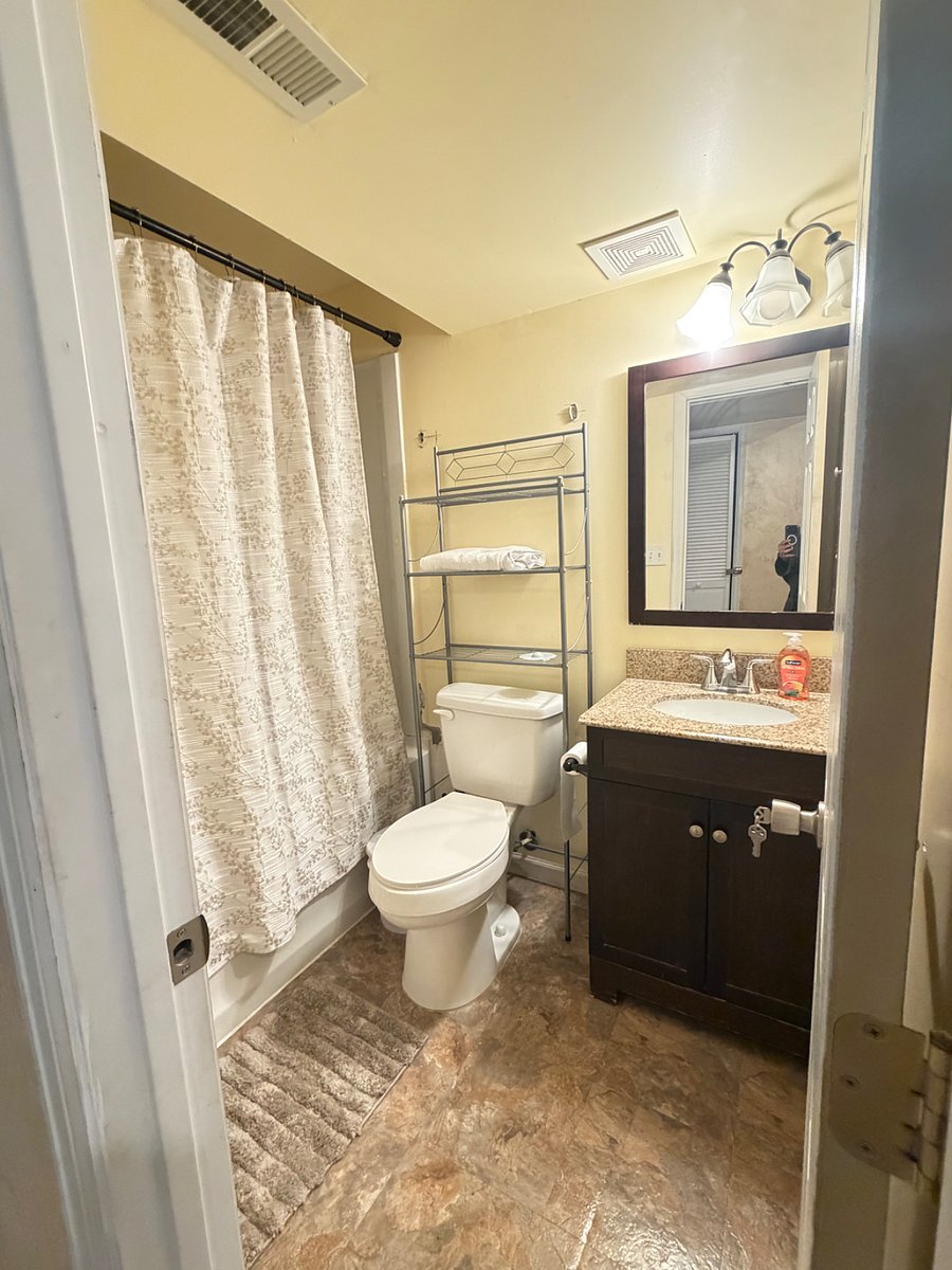 Furnished Finder property 1028468_1 photo 7