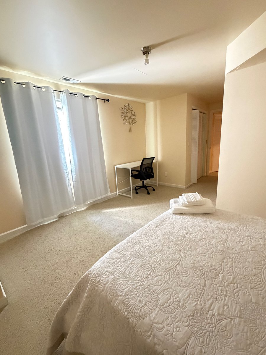 Furnished Finder property 1028468_1 photo 22